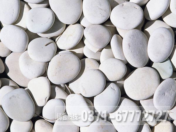鵝卵石破碎機每小時處理多少噸鵝卵石？
