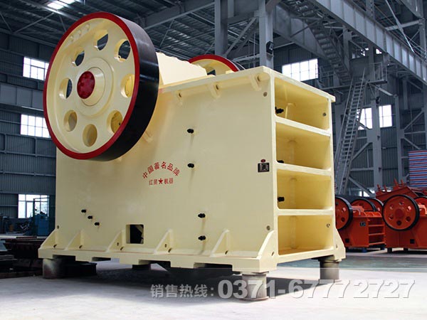 顎式粉碎機(jī)顎板、肘板和邊護(hù)板哪種好？