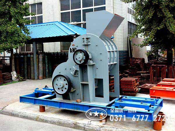 爐渣粉碎機(jī)價(jià)格多少錢(qián)？