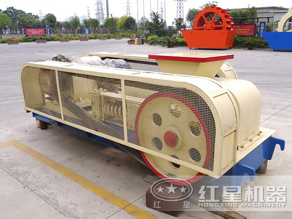 常用雙輥破碎機(jī)型號有哪些？大概價(jià)格是多少？