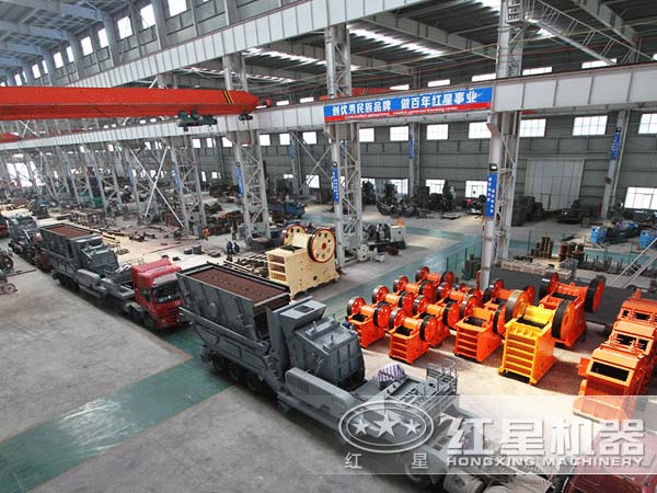 移動式碎石機pk固定式碎石機，誰更適用于采石場作業(yè)？