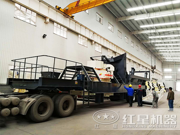 青石、鵝卵石等物料制砂處理推薦使用車載流動(dòng)制砂機(jī)