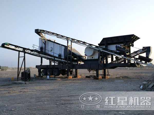 環(huán)保節(jié)能移動(dòng)石頭破碎機(jī)湖北江漢破碎現(xiàn)場