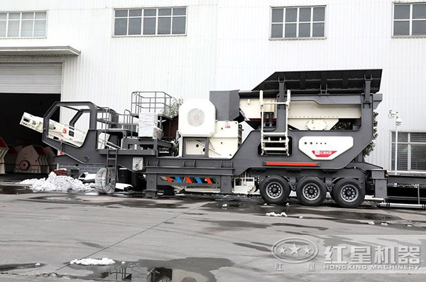 小型車式流動(dòng)石子粉碎機(jī)，小巧輕便但不失專業(yè)