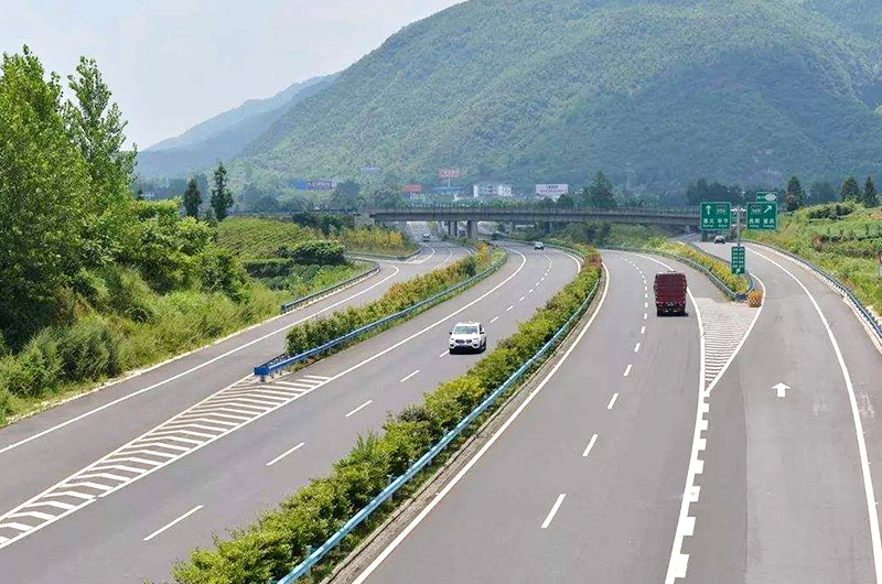 公路瀝青用礦粉設(shè)備多少錢一套？