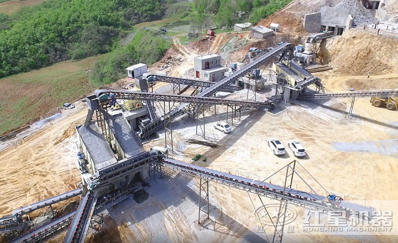 石灰粉碎機(jī)多少錢(qián)？附視頻