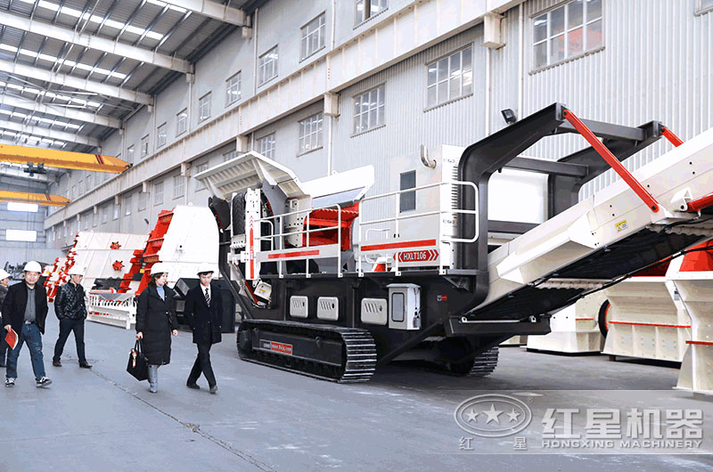 想找型號全、價格優(yōu)惠的履帶液壓巖石破碎機廠家，來這里！
