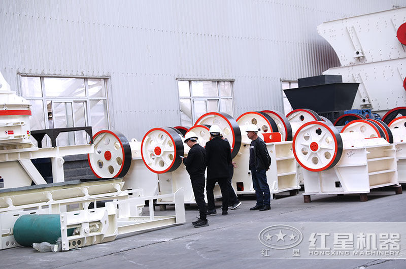石子粉碎機(jī)有哪些？哪種適合中小型石料廠？